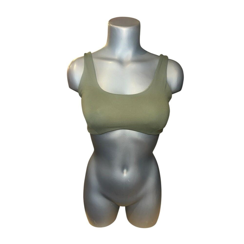 New TIL you collapse TYC green sports bra small